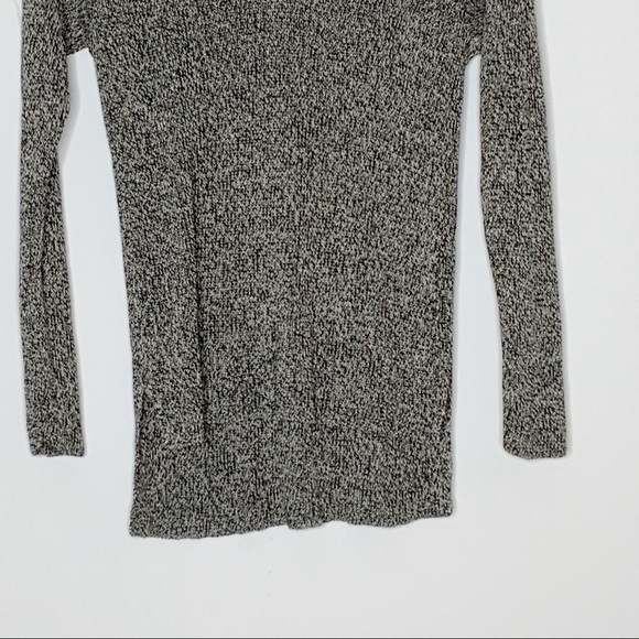 eileen FISHER V neck sweater. Long sleeves. SZ S/P - Picture 4 of 7